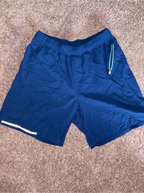 Men’s lululemon surge shorts